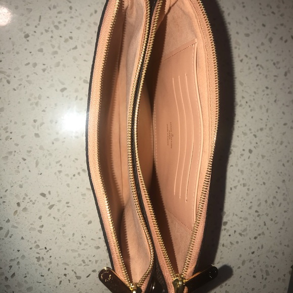 SOLD! Authentic Louis Vuitton Double Zip Pochette - Picture 4 of 8